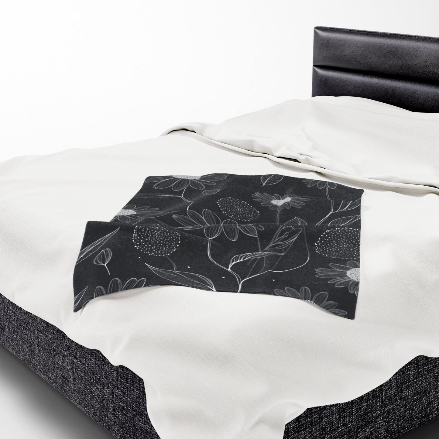 Black and White Floral Velveteen Plush Blanket
