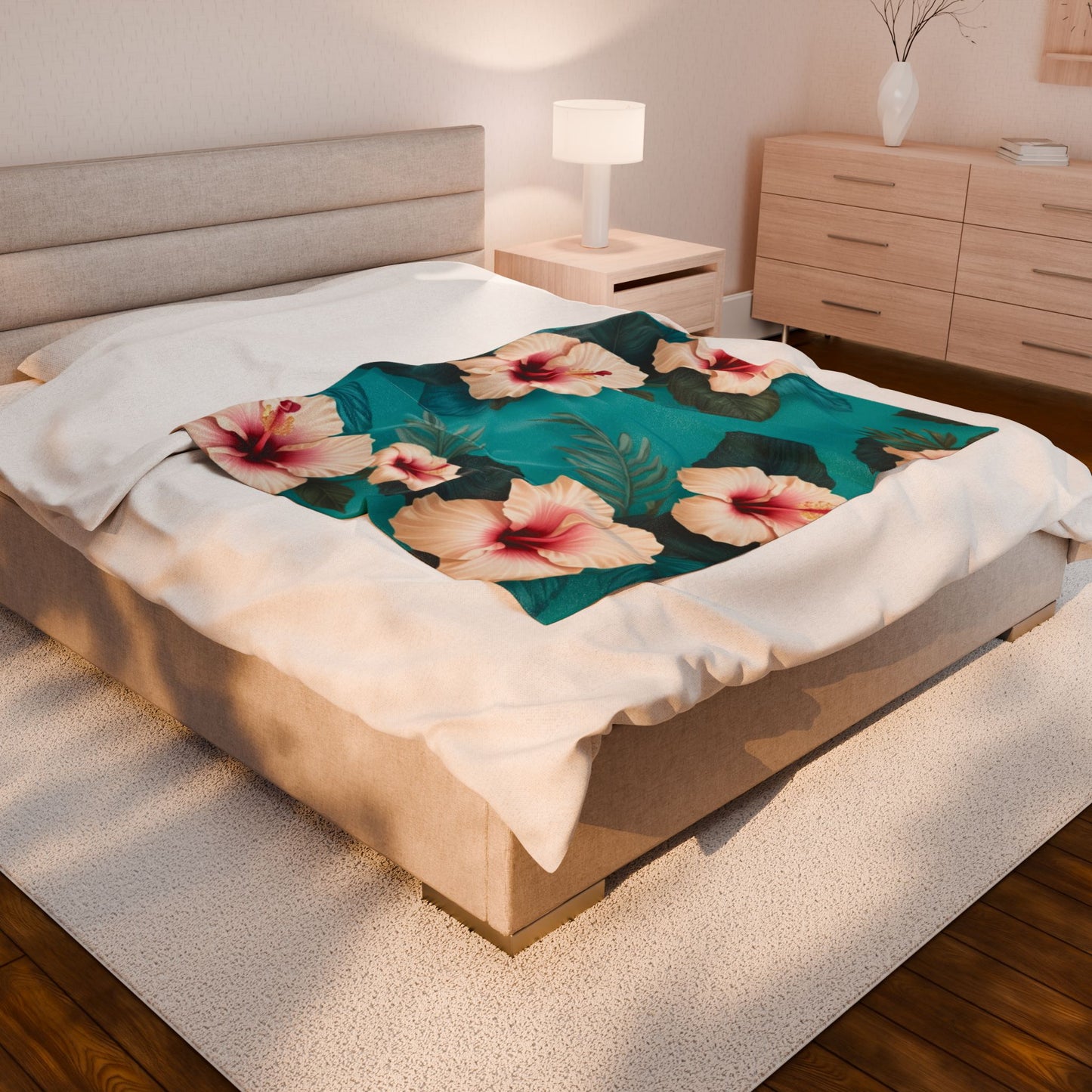 Tropical Floral Velveteen Plush Blanket - Cozy Floral Decor for Home