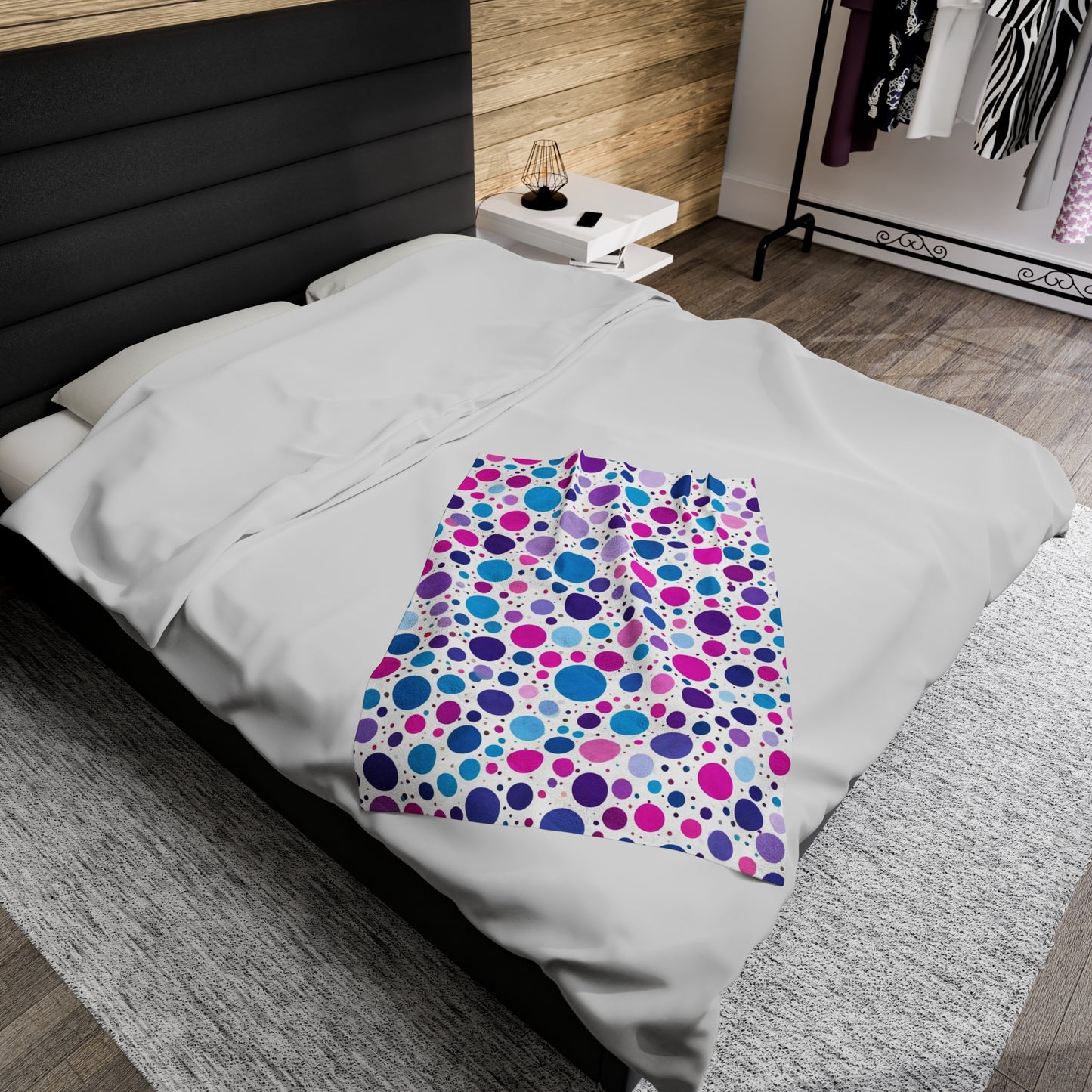 Velveteen Plush Blanket - Polka Dot Design